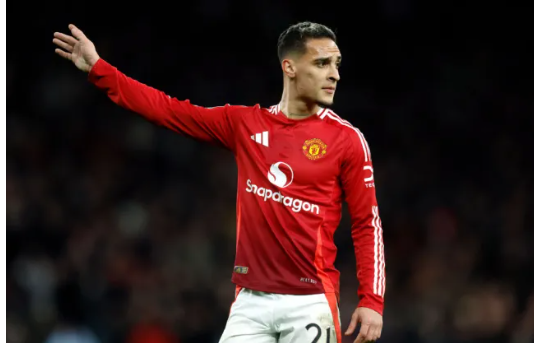 Antony có phải là bản hợp đồng đắt giá tệ nhất trong lịch sử Premier League không 2