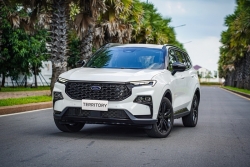 Top 10 xe ô tô động cơ đốt trong bán chạy nhất tháng 5/2025: Ford Territory bức tốc mạnh mẽ