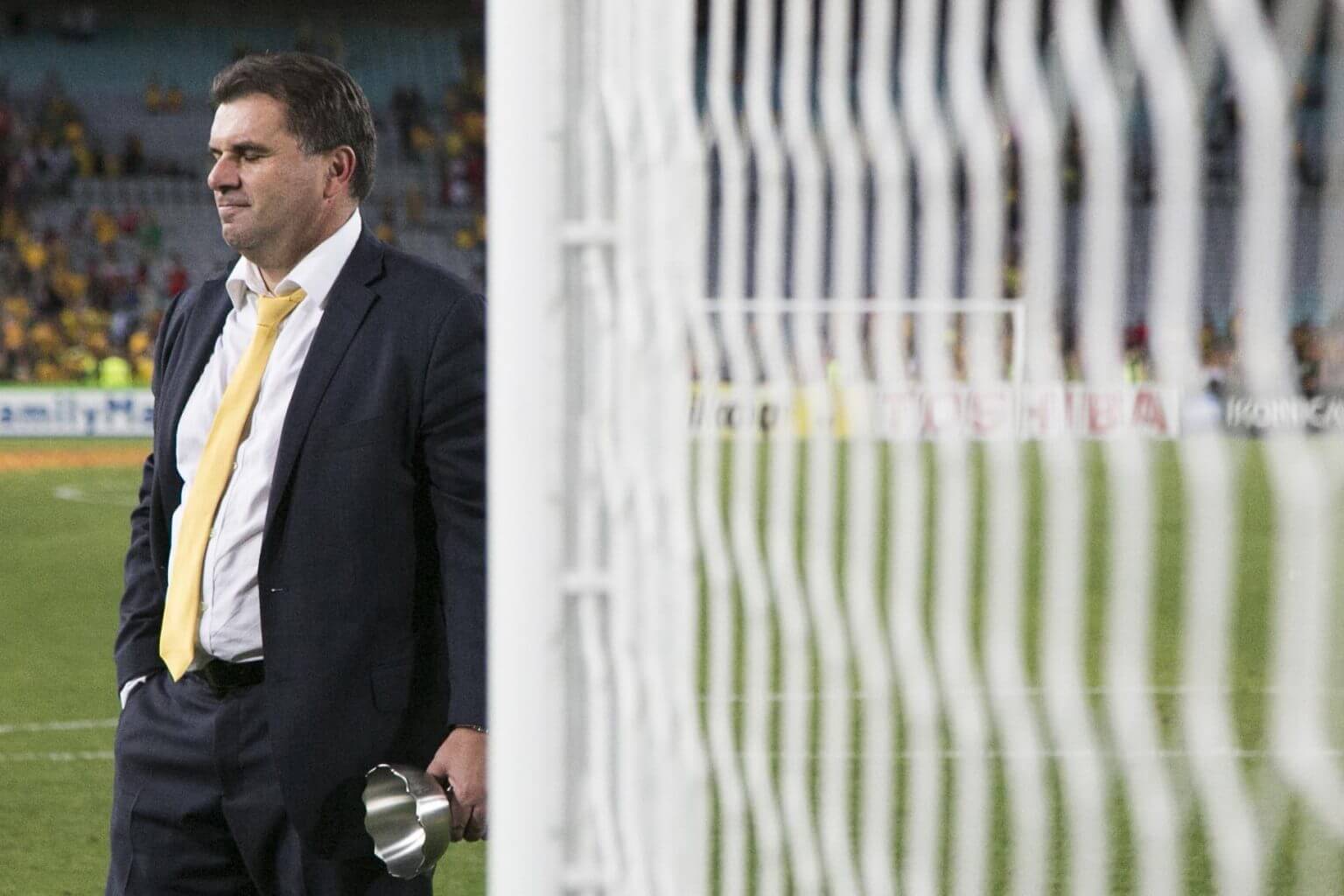 Sự tích Cứ sang mùa hai là có cup của Ange Postecoglou 2