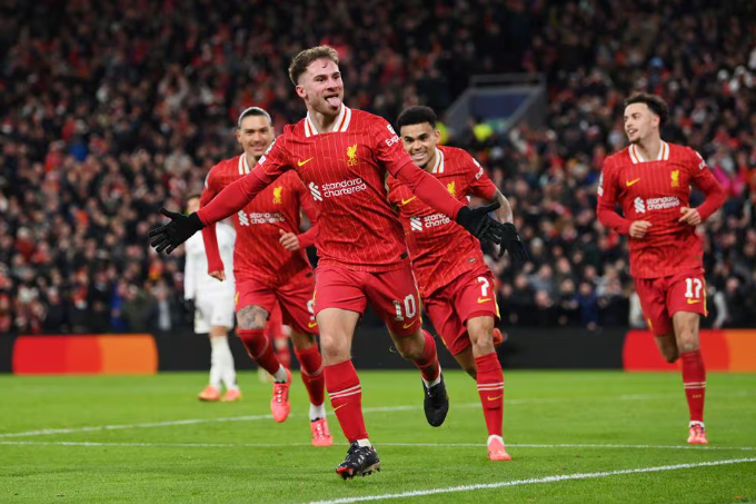 Alexis Mac Allister mo ty so cho Liverpool.